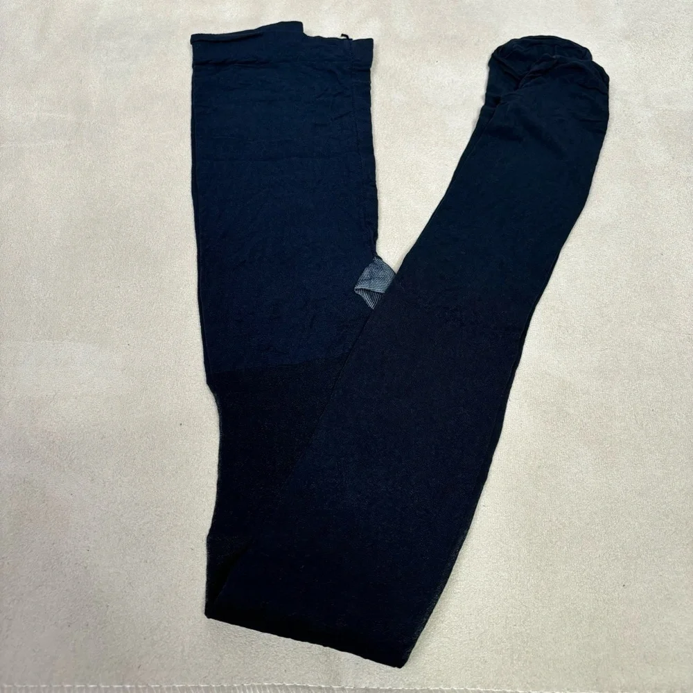 VINTAGE 1990s Hanes Too Classic Comfort Pantyhose Navy Blue Size‎ AB Sandal foot